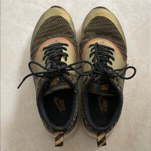 💛 Rare NIKE Gold and Black Air Max Thea Sneakers